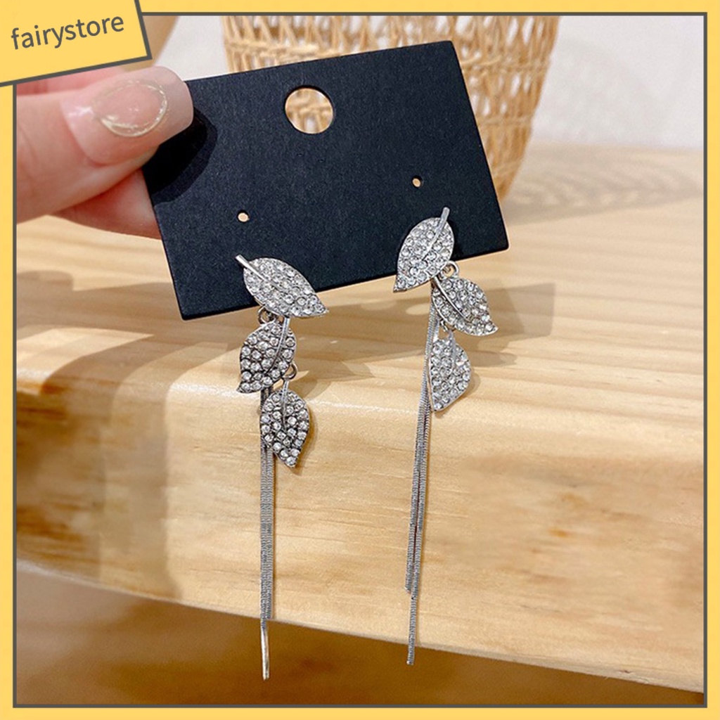 1 Đôi Bông Tai Dáng Dài Hình Chiếc Lá Bằng Hợp Kim Sáng Dành Cho Nữ