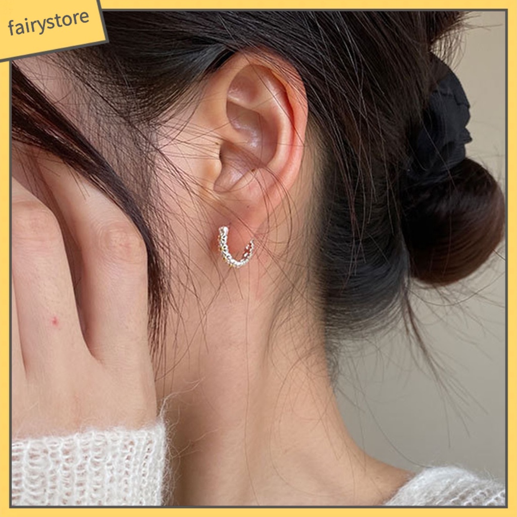 1 Đôi Bông Tai Tròn Họa Tiết Hoa Lấp Lánh Dành Cho Nữ