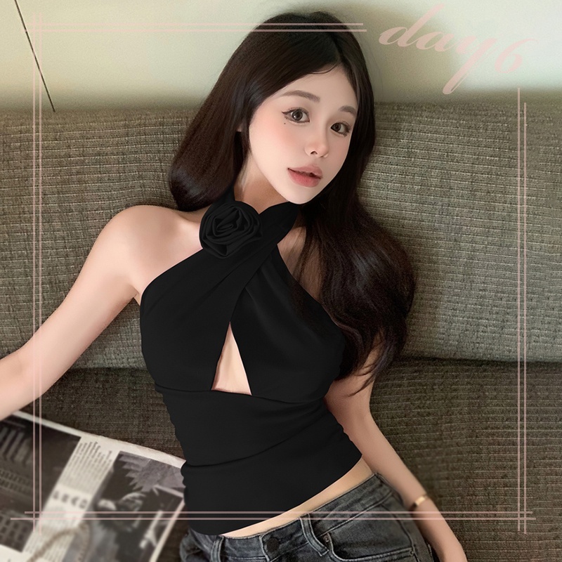 Áo Croptop Sát Nách Hoạ Tiết Hoa Thiết Kế Dây Đan Chéo Quyến Rũ