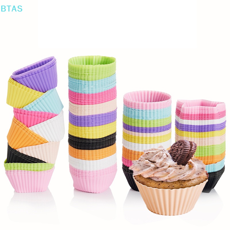 Bộ 4 Khuôn Silicone Làm Bánh Muffin Hình Vuông / Tròn / Trái Tim