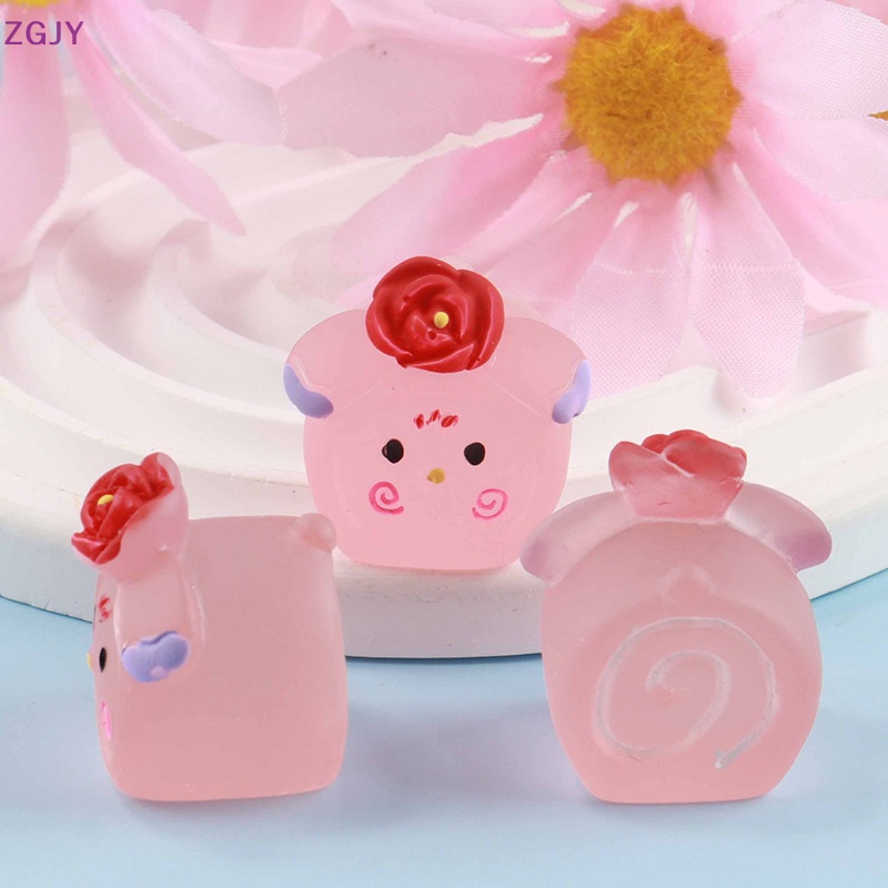 Set 5 Bánh Kem Dạ Quang Mini Bằng Nhựa Resin DIY Màu Sắc Ngẫu Nhiên Cho Nhà Búp Bê Mới