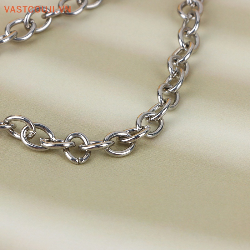 1 Túi Đựng Mắt Kính Bằng PVC Laser Trong Suốt Phối Dây Xích Kim Loại Độc Đáo Thời Trang Cho Nữ