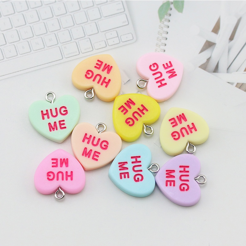 Mặt Dây Chuyền / Móc Khóa Hình Trái Tim / Chữ Tiếng Anh Bằng Nhựa resin Màu Sắc Xinh Xắn diy