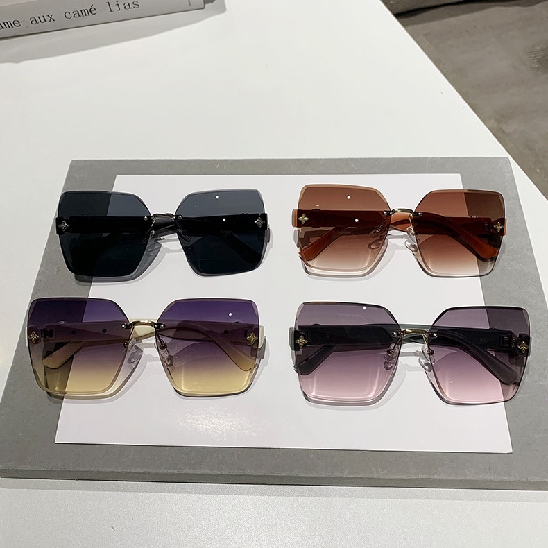 Kính Mát Gọng Vuông Kim Loại Thời Trang Cho Nam Nữ