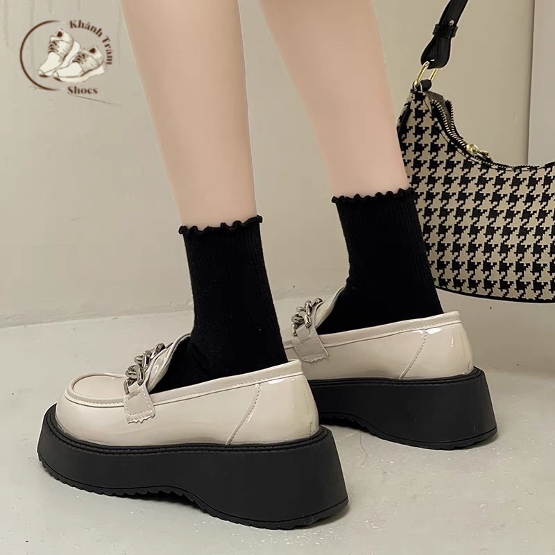 Giày Bốt Đốc Da Bóng 2 Màu Đen Kem Siêu Xinh Đế Răng Cưa