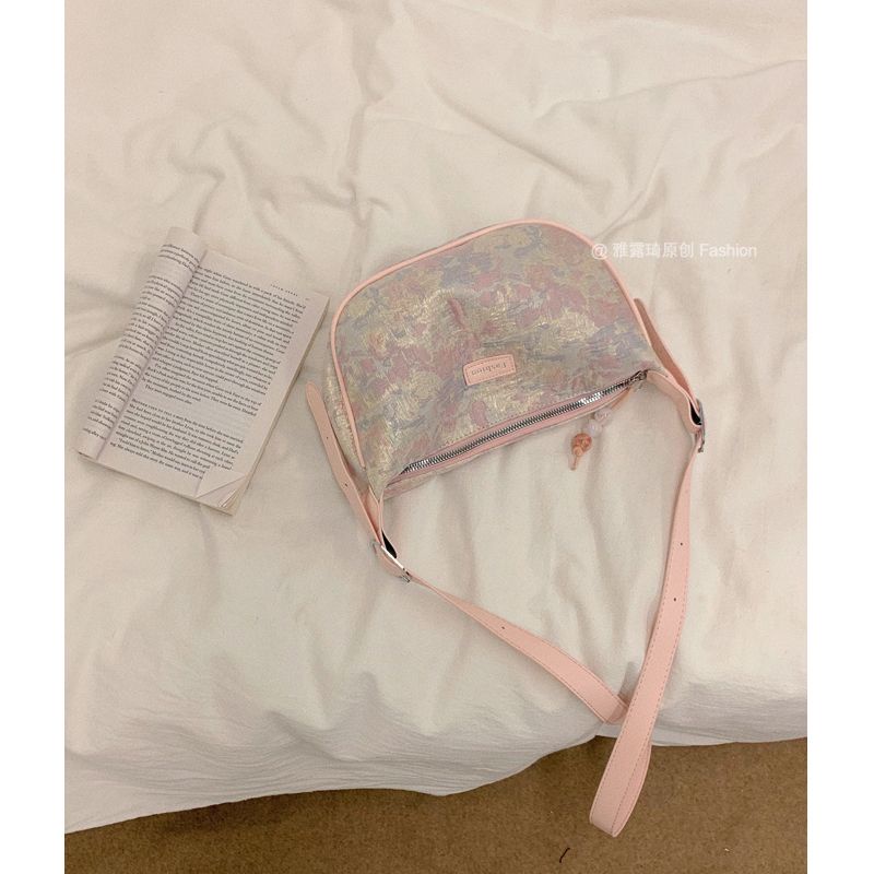 Túi Xách Đeo Vai Vải Lụa Thêu Hình Bánh Bao Thời Trang Nữ 2