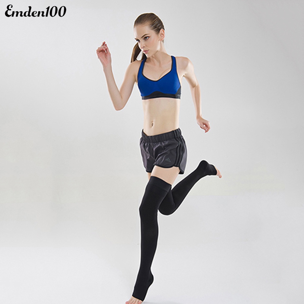 1 Đôi Tất Màu Trơn Thoáng Khí Cho Nam Nữ