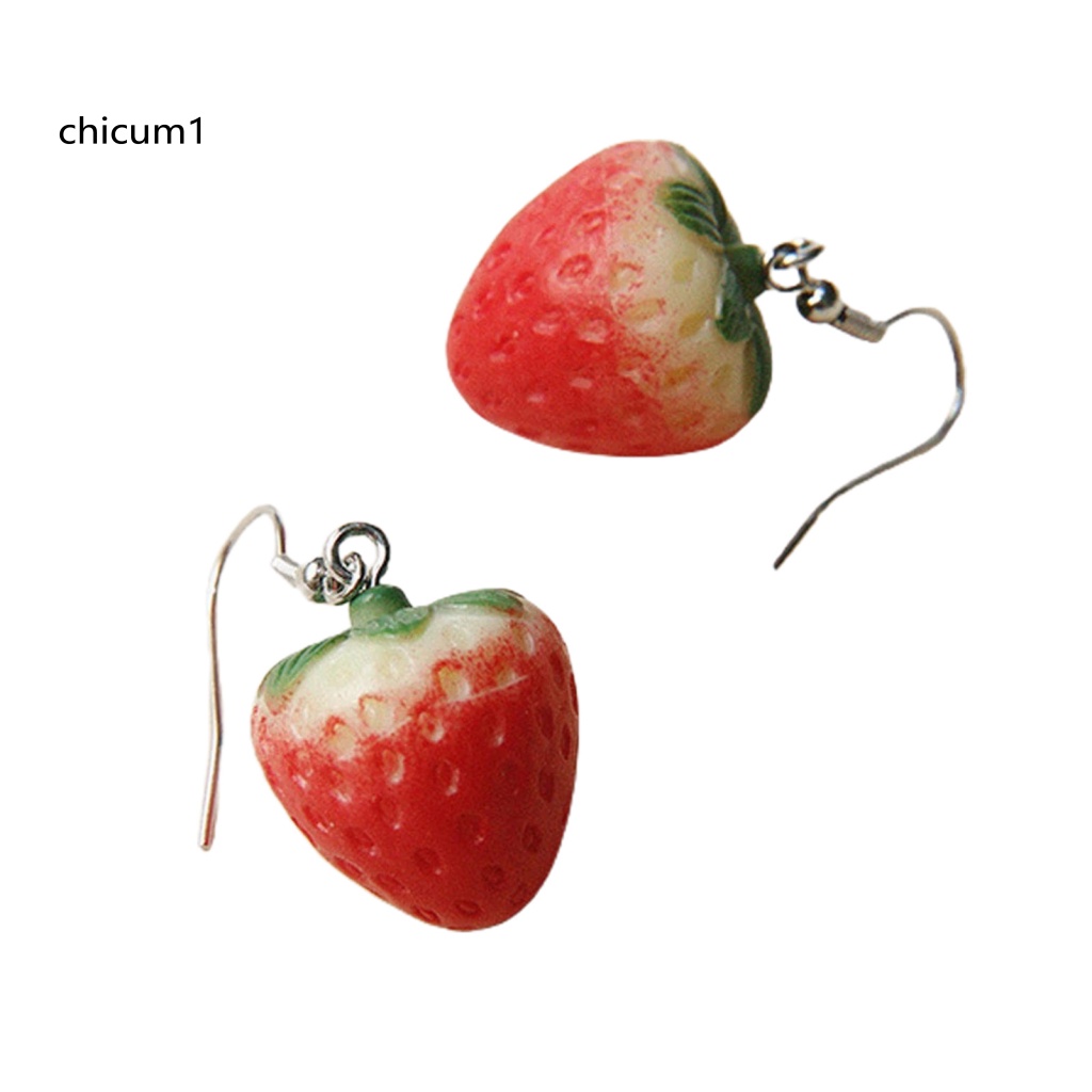 1 Đôi Bông Tai Hình Trái Dâu Tây Màu Đỏ Sống Động