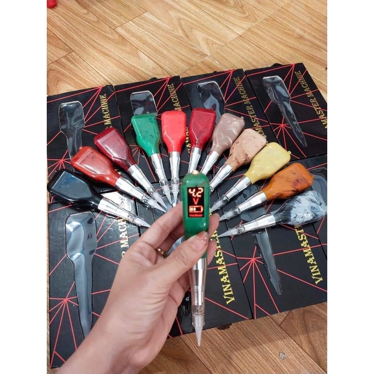 Máy thần thánh tích điện có màn led hiển thị thông số, phun xăm mày môi