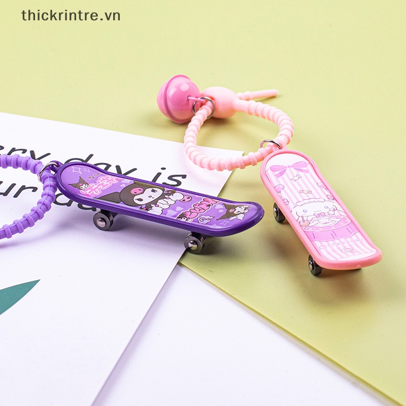 SANRIO Móc Khóa Hình Mèo Kitty Kuromi My Melody Kèm Chuông Dễ Thương