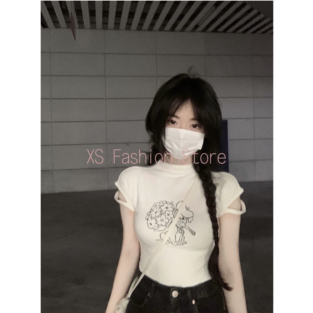 Áo Croptop Thêu Họa Tiết Thời Trang Cho Nữ