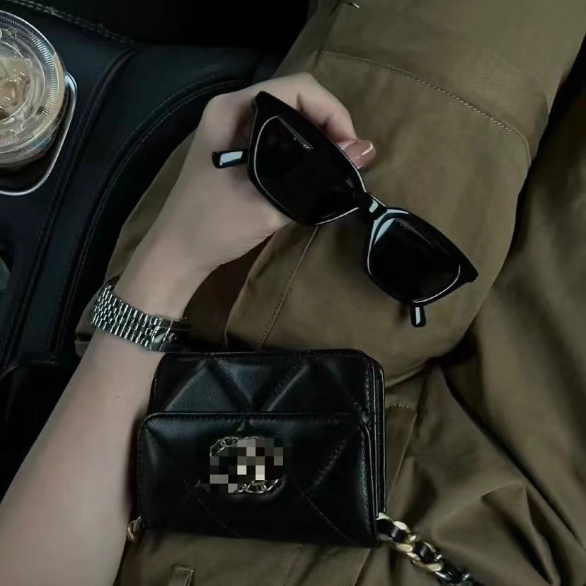 Bản lề kim loại kính mắt mèo chất lượng cao âu mỹ mắt mèo thời trang kính râm kính râm nam high-end gọng nhỏ retro chụp ảnh đường phố cặp đôi kính uv