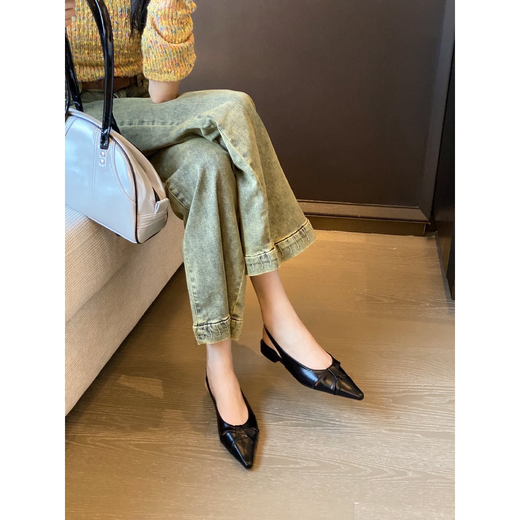 2023 phong cách mới thời trang one-word strap phong cách pháp sang trọng toe-covered shallow mouth sandals nữ