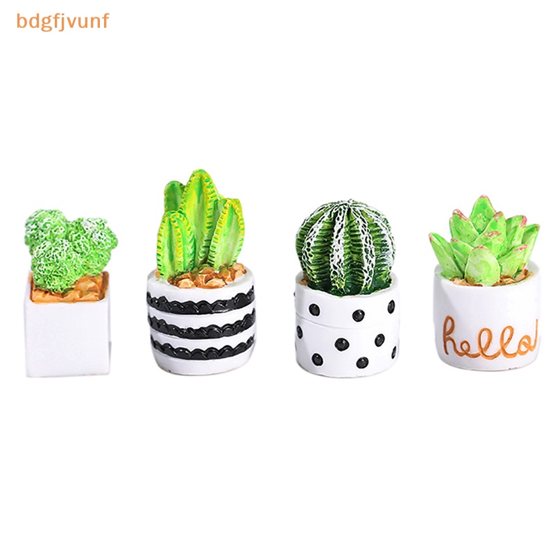 Set 1 / 4 Chậu Cây Mini Tỉ Lệ 1: 12 Dùng Để Trang Trí Tiểu Cảnh / Nhà Búp Bê vn
