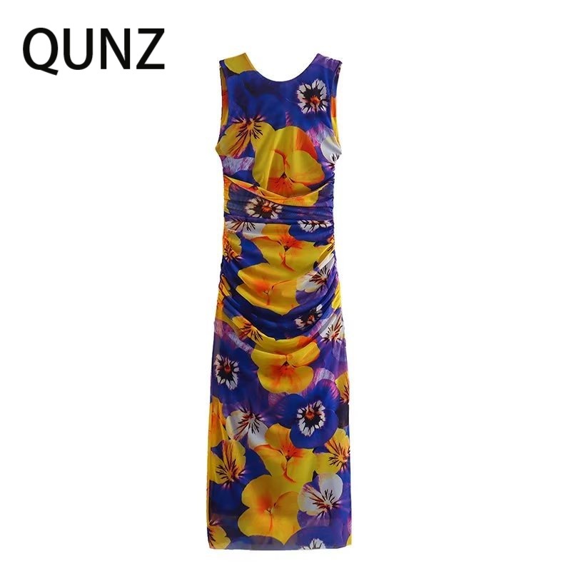 Qunz Đầm Lụa Hở Lưng In Họa Tiết 6035