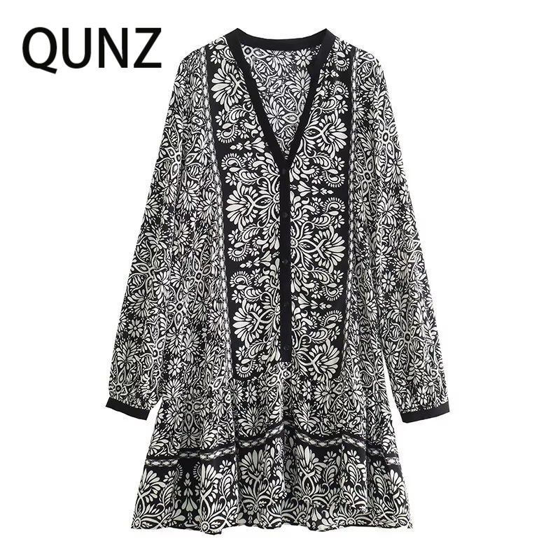 Qunz Áo Dài Tay In Đen Giải Trí 6156