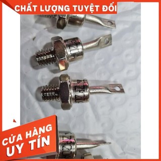 Diot nạp 20A giá 5 con
