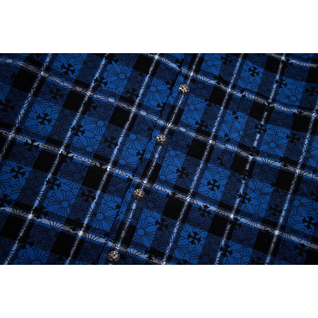 Áo Sơ Mi Da Kẻ Sọc Caro in Hình Trái Tim chrome Với Khuy Măng Sét Có Thể Được Master in Nhiều Phong Cách Khác Nhau Và Có Thể Đôi Bất Kỳ Đáy Thời Trang Thường Ngày Cho Cả Nam Và Nữ