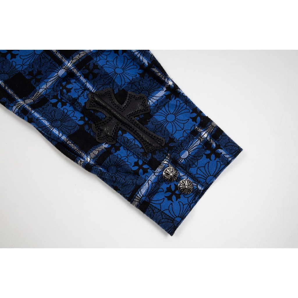 Áo Sơ Mi Da Kẻ Sọc Caro in Hình Trái Tim chrome Với Khuy Măng Sét Có Thể Được Master in Nhiều Phong Cách Khác Nhau Và Có Thể Đôi Bất Kỳ Đáy Thời Trang Thường Ngày Cho Cả Nam Và Nữ