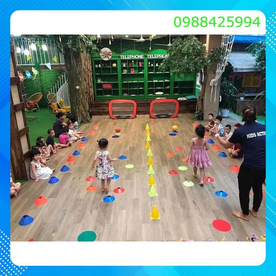 Gôn bóng đá mini cho trẻ mầm non giúp trẻ vận động
