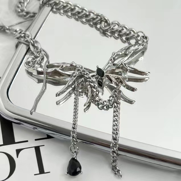 Mới Dây Chuyền Mặt Hình Bướm Đính Đá zircon Đen Thời Trang Cho Nữ