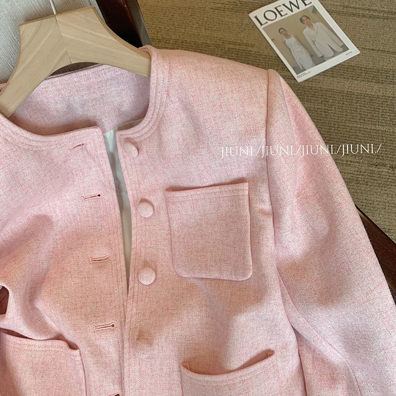Áo Khoác Màu Hồng Phong Cách Pháp Thời Trang Thu Đông 2023 Cao Cấp Cho Nữ