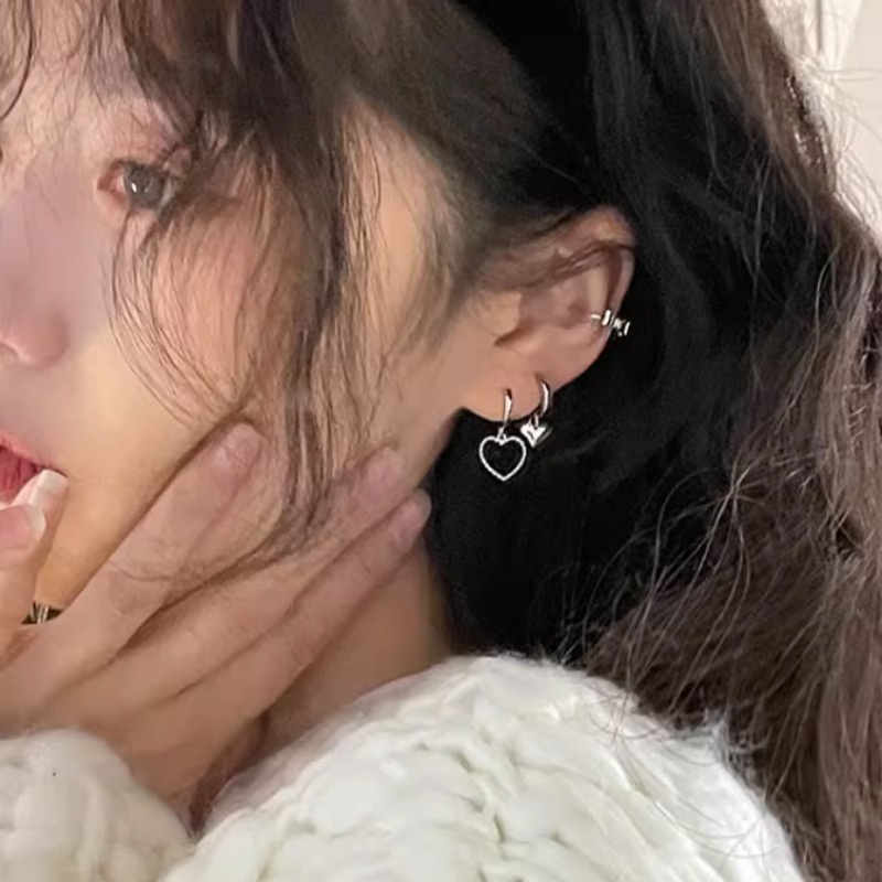 We flower Bông Tai Mạ Bạc 925 Hình Trái Tim Thanh Lịch Thời Trang Cho Nữ