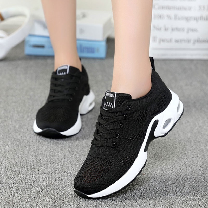 Giày Thể Thao Mũi Tròn Siêu Nhẹ Thiết Kế Tối Giản Cho Nữ