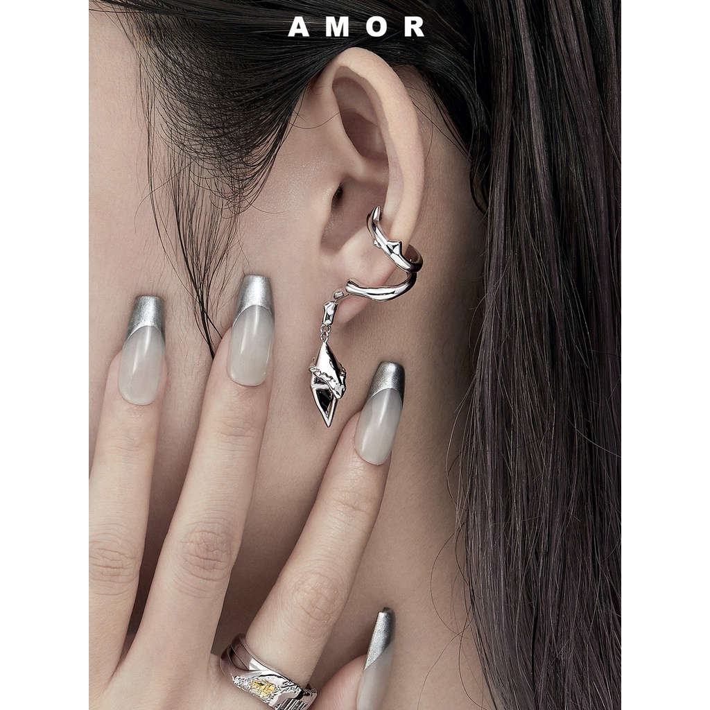 Khuyên Kẹp Vành Tai Không Cần Lỗ Thiết Kế niche