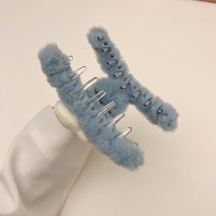 Kẹp Tóc Hình Cá Mập Bằng Lông Nhung Thời Trang Thu Đông Phong Cách Mới Dành Cho Nữ