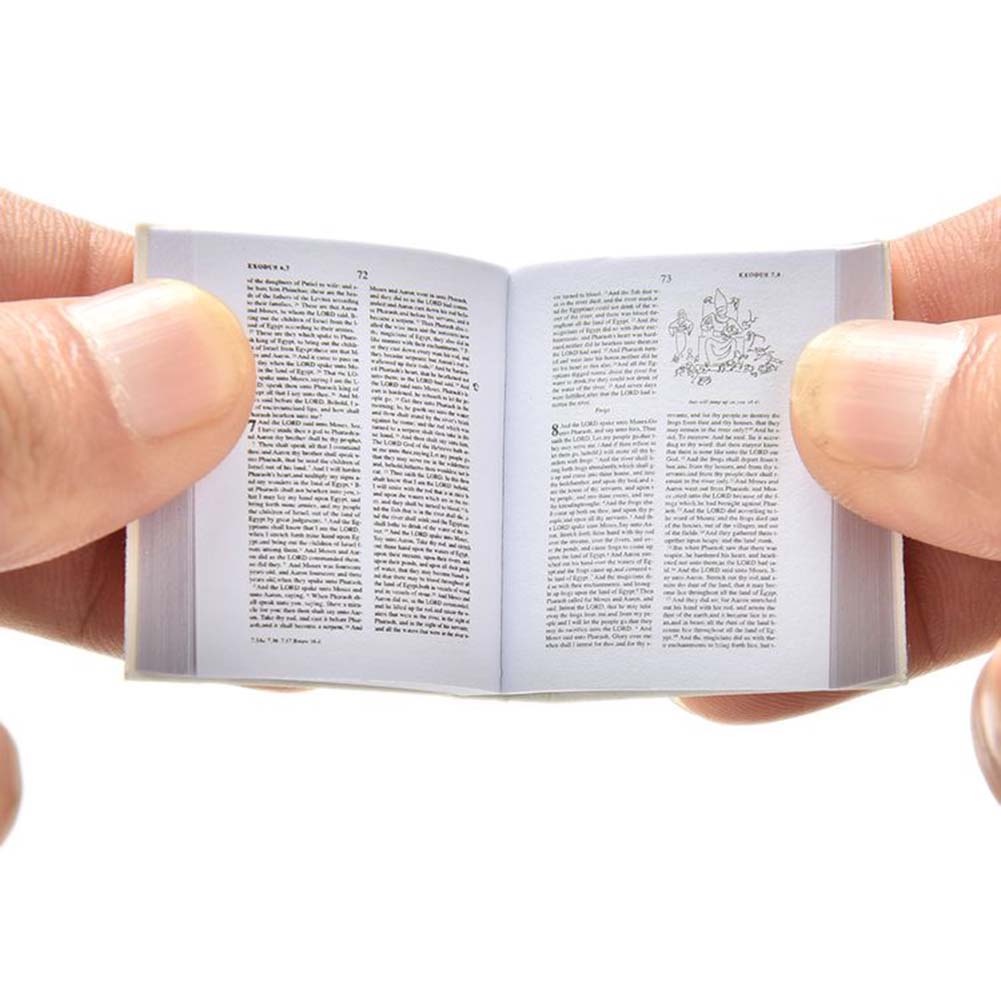 Móc Khóa Hình Quyển Sách Thánh Giá Mua M2 mini