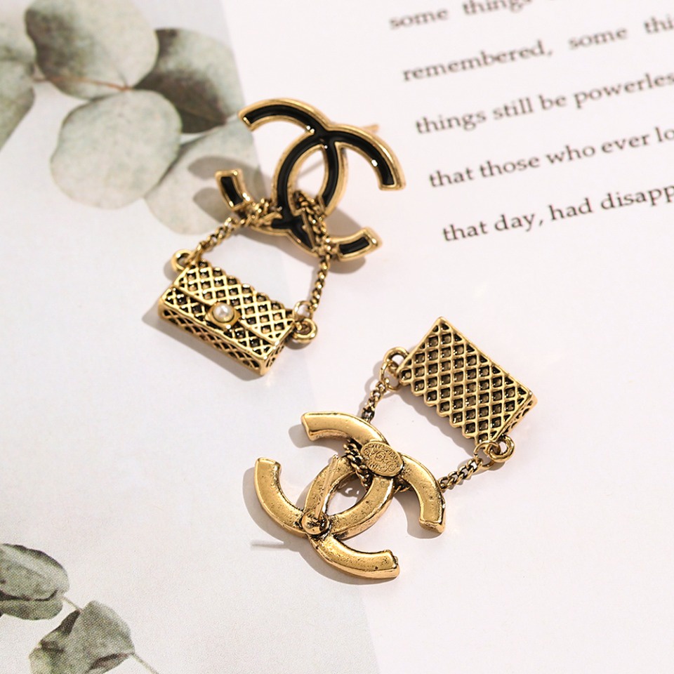 Thời Trang Khuyên Tai Tròn Khắc Chữ Chất Liệu Thép Titan