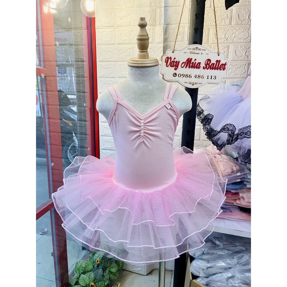 Váy múa dây đan sao hồng