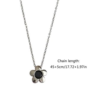 Vòng Cổ Mặt Hoa Màu Đen Thời Trang
