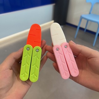 Thẻ nhấn in hình bướm 3d độc đáo