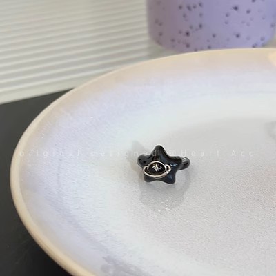 Nhẫn Hở Mạ Vàng 2K Đính Đá zircon Hình Hành Tinh Màu Đen Có Thể Điều Chỉnh