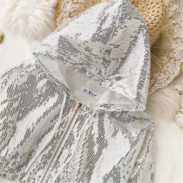 Áo Khoác Croptop Tay Dài Có nón sequin màu Bạc