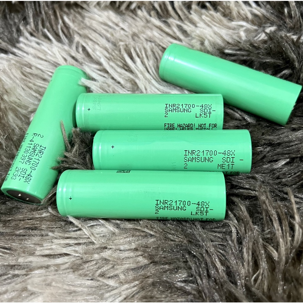 Pin Samsung 48X 21700 tháo thiết bị.