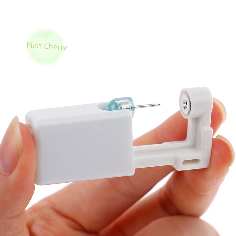 Súng Vệ Sinh Tai Dùng Một Lần Kèm Khuyên Tai 4mm heyuanlong444