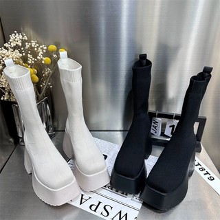 Giày boot cao gót mũi vuông phong cách trẻ trung cá tính dành cho nữ