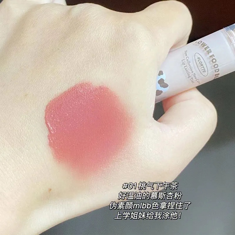 Flortte Son Kem Lì Trang Điểm Làm Trắng Môi