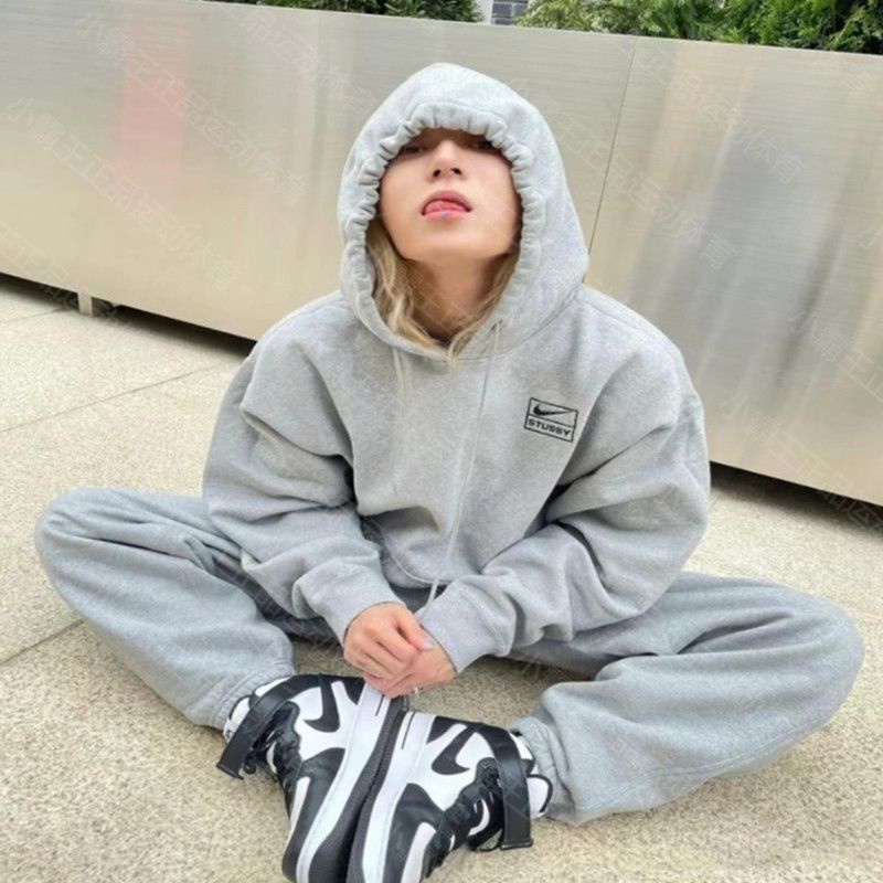 Nk & stu Áo sweater Có Mũ Trùm Phối Nhung Thêu Họa Tiết Cho Nam Và Nữ 2023