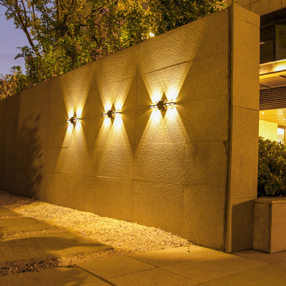 Đèn led 8 Bóng Sử Dụng Năng Lượng Mặt Trời 8h 800mah