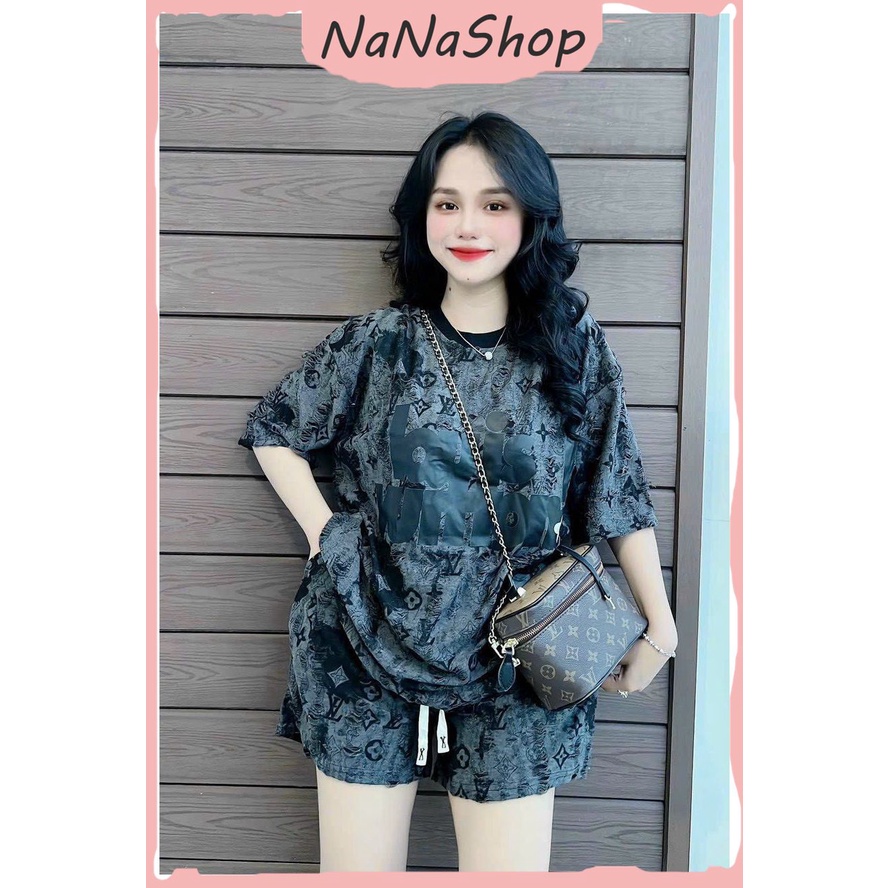 Set Bộ Nữ Chất Vải Cotton Xước Họa Tiết LV Dập Nổi Áo Thun Ngắn Tay Cổ Tròn Phố Viền Mix Quần Đùi Cực Ngầu