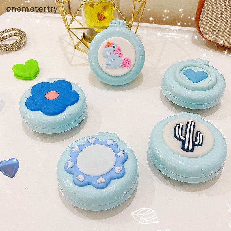 Em Lược Chải Tóc Dạng Gập Hình Tròn Nhỏ Bằng Nhựa Có Túi Khí Và Gương Trang Điểm Hình Hoạt Hình Dễ Thương Có Thể Mang Theo