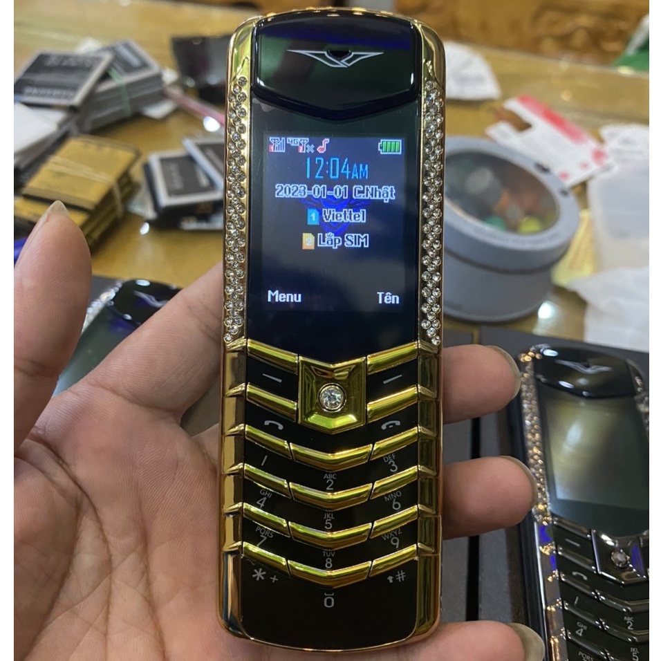 Điện thoại V8pro