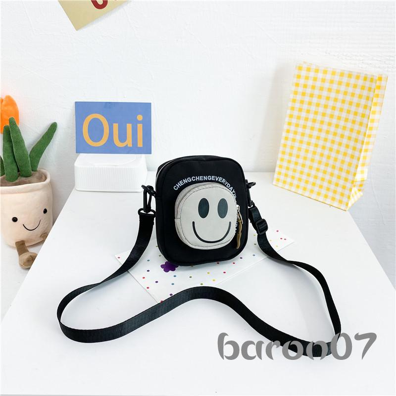 67hl-autumn Trẻ Em Mới &#39; S Túi Đeo Chéo Vai Hình Mặt Cười Màu Sắc Kẹo Ngọt Hợp Thời Trang Cho Nam Và Nữ#39Bộ Đồ Thời Trang Cho Nữ Và Phụ Nữ#39Túi Đeo Chéo Thời Trang Hàn Cho Nữ