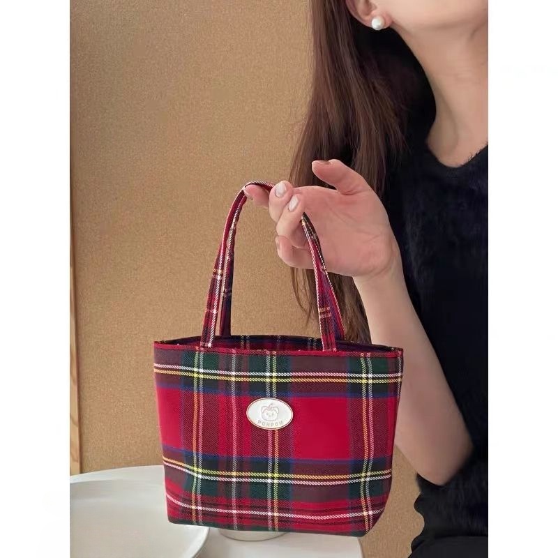 Túi Xách Vải Siêu Nhẹ Họa Tiết Caro Đỏ Phong Cách Hàn Quốc