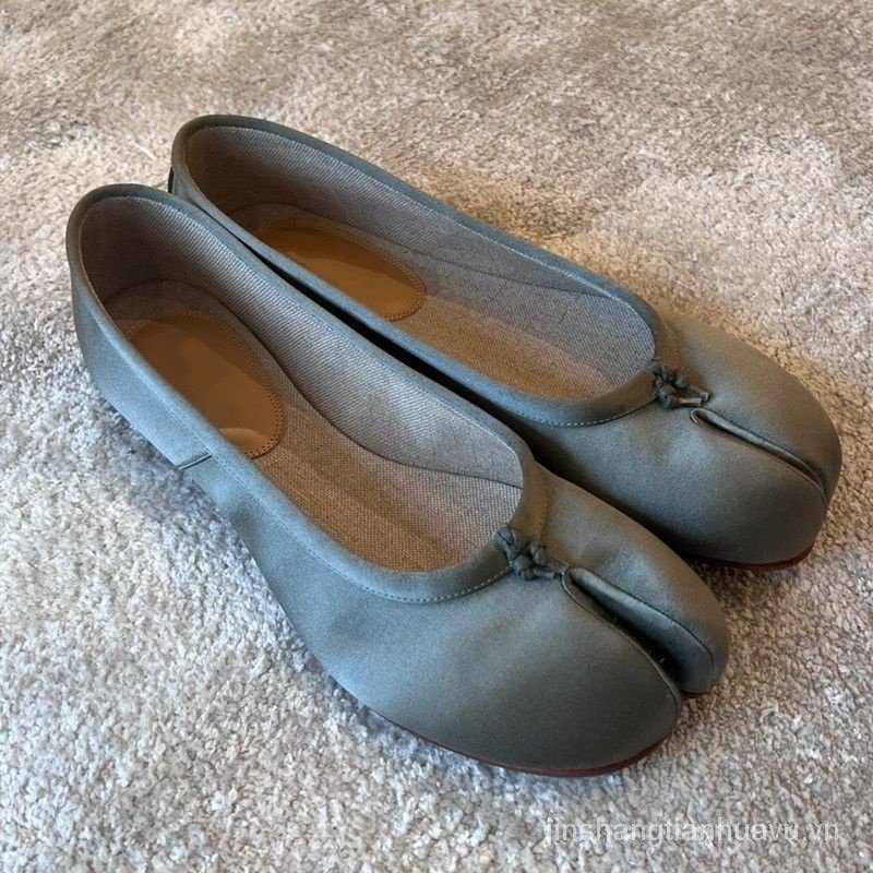 Giày Búp Bê Vải satin Đế Mềm Phẳng Hở Ngón Thời Trang Mùa Thu 2022 Phong Cách Mới Dành Cho Bạn Nữ