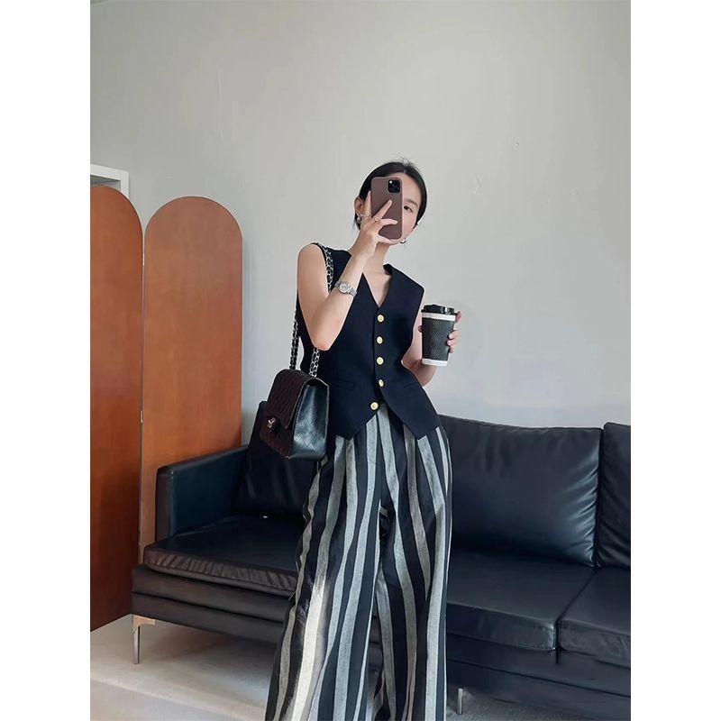 Áo Sát Nách Cổ Chữ v Màu Trơn Phong Cách vintage Thanh Lịch Thời Trang Mùa Hè Cho Nữ